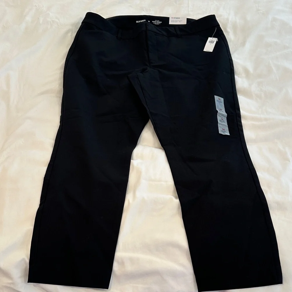 Old Navy Women's Pixie Skinny High Rise - Picture 4 of 5